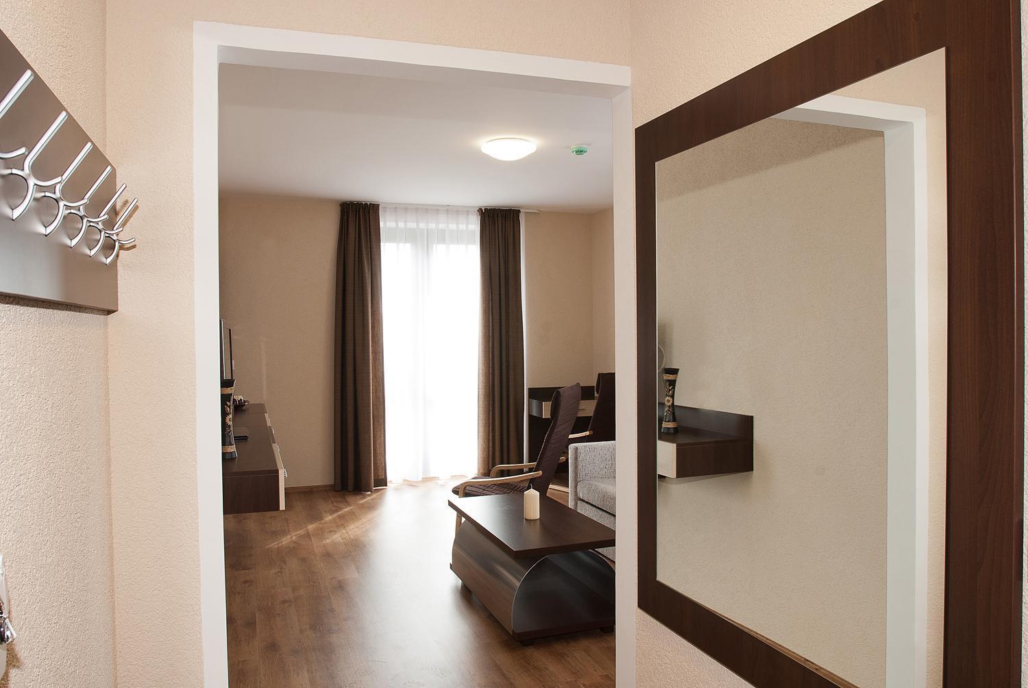 Ezuesthid Hotel Veszprém Eksteriør billede