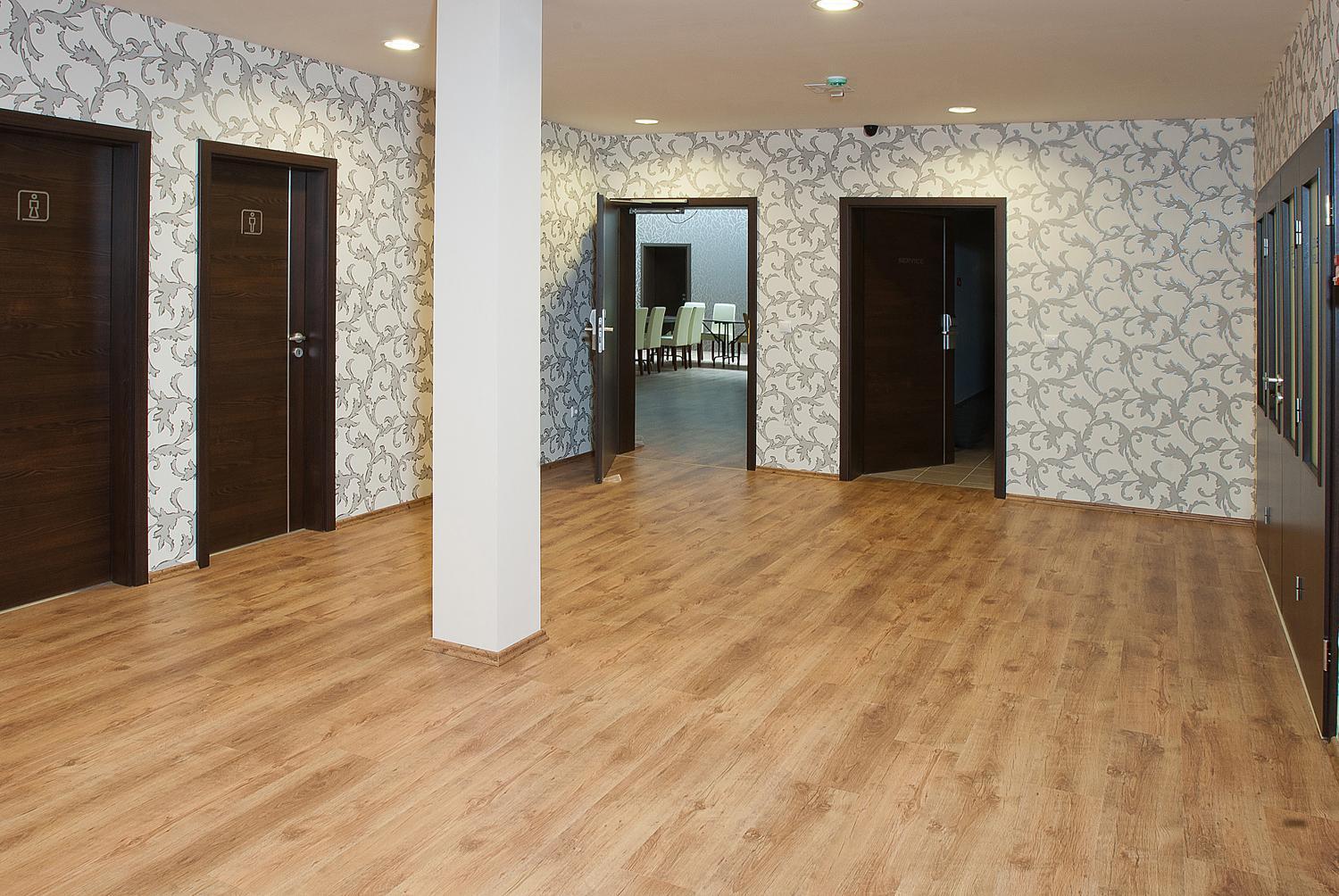 Ezuesthid Hotel Veszprém Eksteriør billede